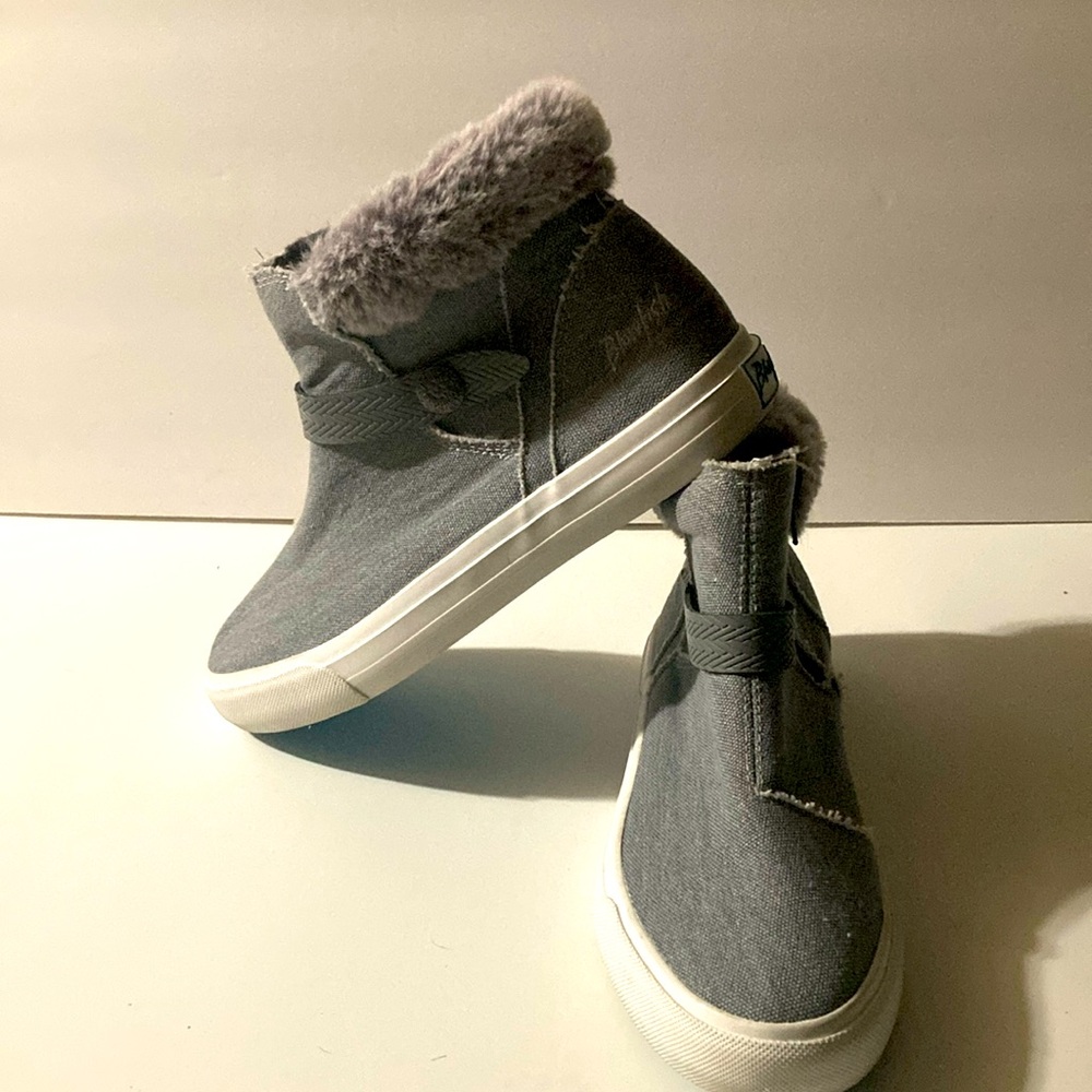 Blowfish Malibu Gray Fur-Lined Ankle Boots